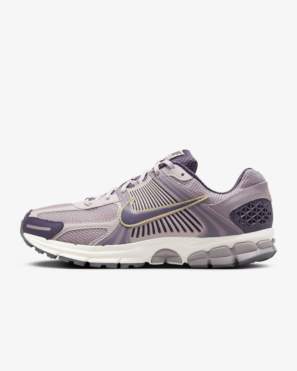 5アビ様⑅19 HQ3643-019 Nike Zoom Vomero 5 Platinum Violet Light Violet