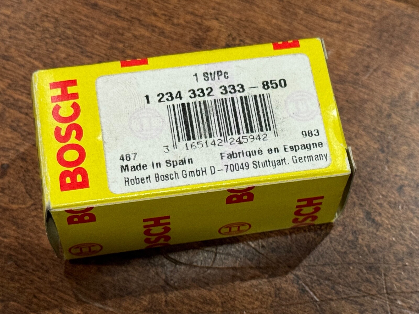 NOS Bosch Distributor Rotor 1 234 332 333 850  for Bentley, Porsche, Rolls-Royce