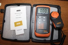 Dr.Meter LX1330B Digital Illuminance/Light Meter, Lux Luxmeter AO4059160