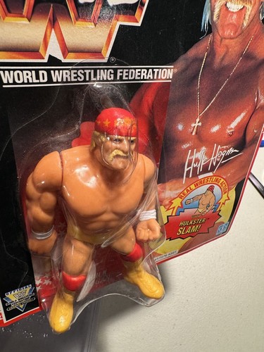 New listingWwf Hasbro Hulk Hogan S5 Moc Read!!...