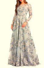 Mac Duggal Platinum Gray Sequin Floral Embroidered Long Sleeve Gown Size 8 $798