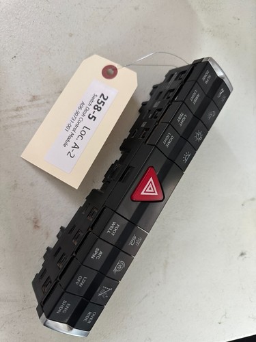 ✅OEM Freightliner Cascadia A06-90731-001 Primary Switch Dash Control Module✅ - Picture 4 of 9