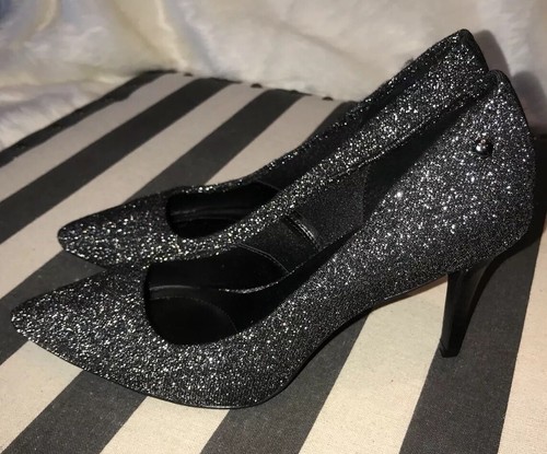 Simply Vera Vera Wang SVSTEVIE LUREX Stretch High Heel Shoes Metallic Silver 9.5 - Picture 1 of 6