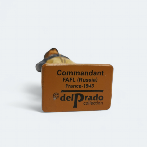 Del Pardo RUSSIAN COMMANDANT Soldier 2.5" DIECAST PAINTED Mini Figure Toy Loose - Picture 5 of 5