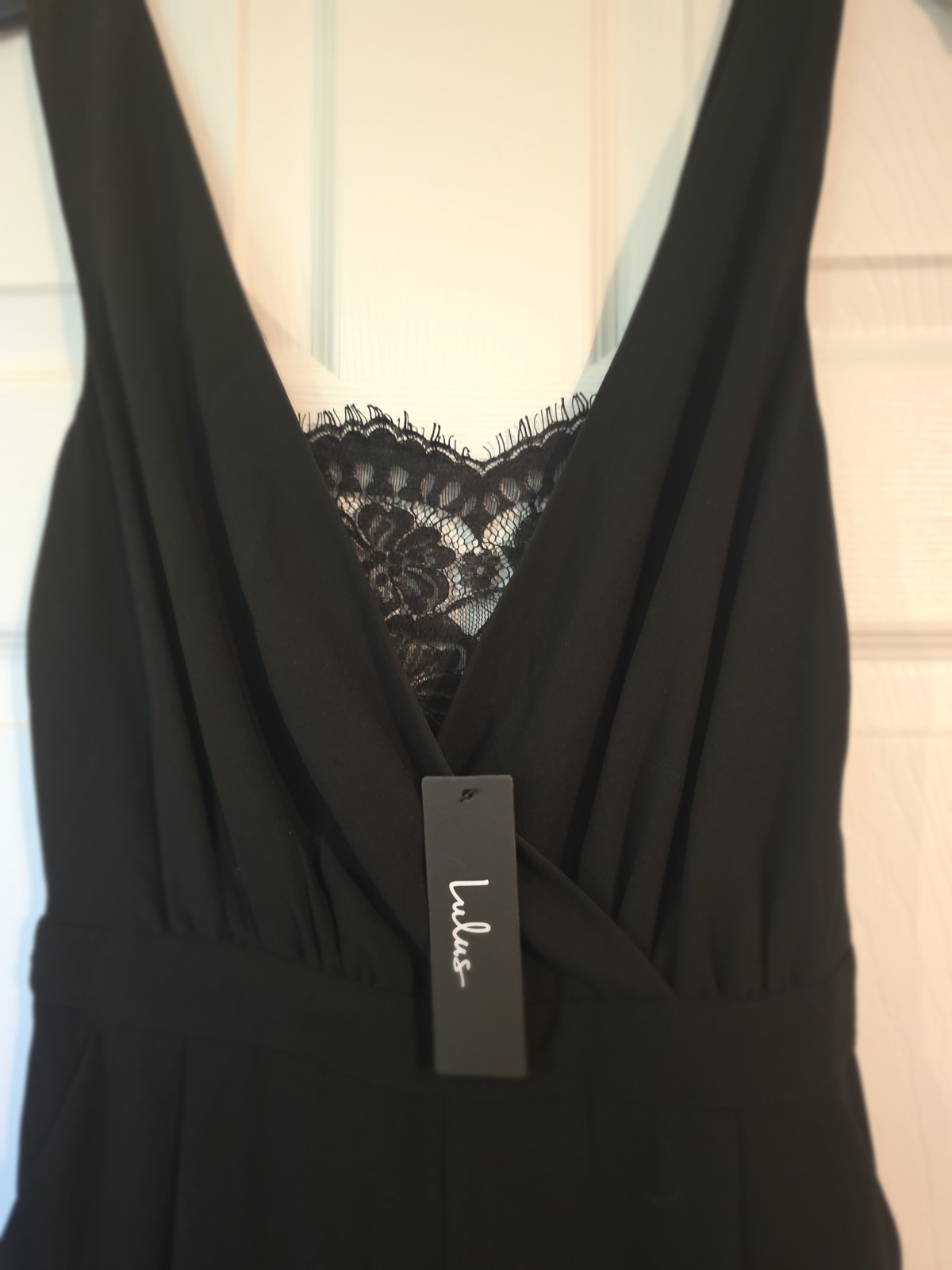 Lulus Women's Black Lace V-Neck Sleeveless Jumpsuit XS Regular Party Cocktail