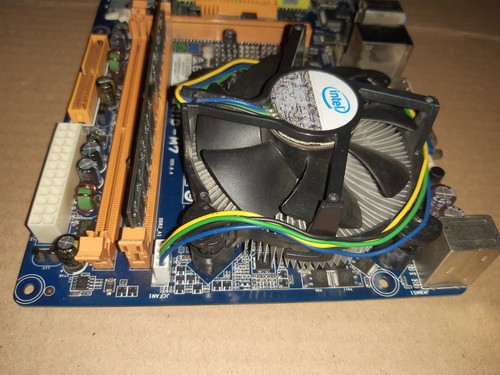 Vintage Motherboard BIOSTAR G31D-M7, Core 2 Duo E8400 CPU@3.00 Ghz, 1GB RAM, I/O - Picture 5 of 18