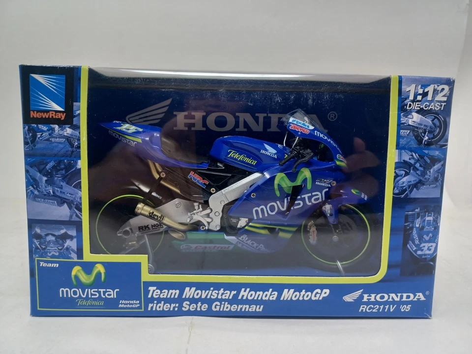 Nuevo Ray TeamMovistar Honda MotoGP RC211V '05 Rider: Sete Gibernau 1:12 Diecast Foto 2 de 4