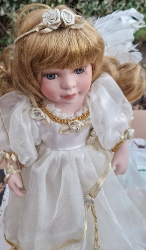VTG 14" Porcelain Doll ANGEL With White Feather Wings & Stand READ - Picture 4 of 8