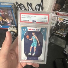 Panini 2020-21 NBA Hoops LaMelo Ball #223 Rookie Charlotte Hornets PSA 10