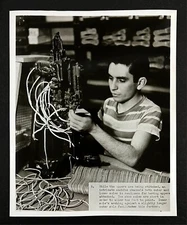 1960s Ballet Pointe Shoe Shop Workman Sole Chanelling Machine Vtg Press Photo