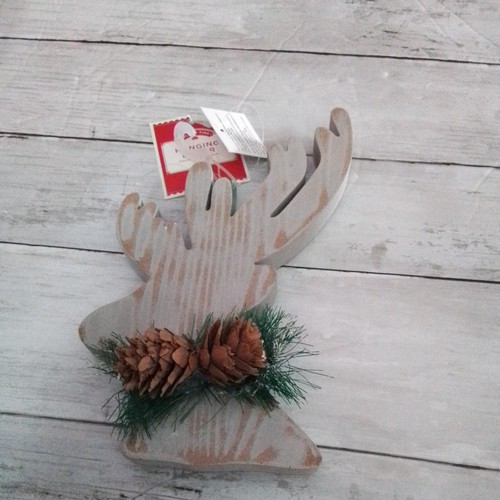 Holiday Time Wood Deerhead Ornament - Picture 2 of 5