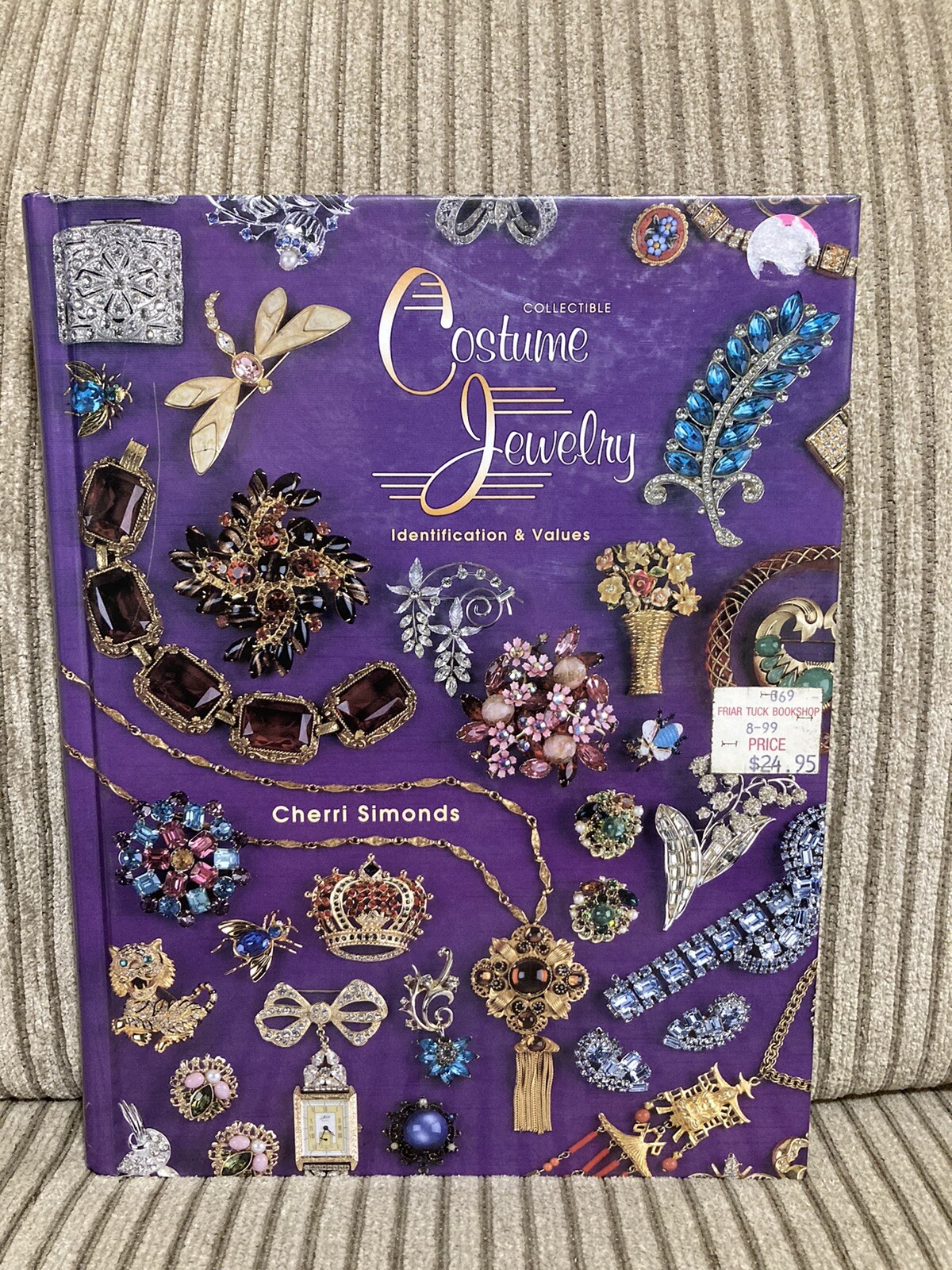 Collectible Costume Jewelry Identification and Values by Cherri Simonds