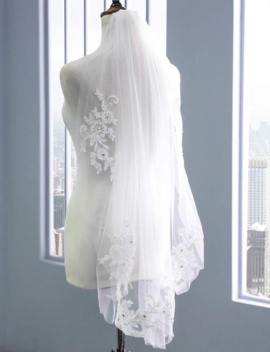 EllieHouse Womens Short Fingertip Length 1 Tier Lace White Wedding Bridal Vei... - Picture 4 of 7