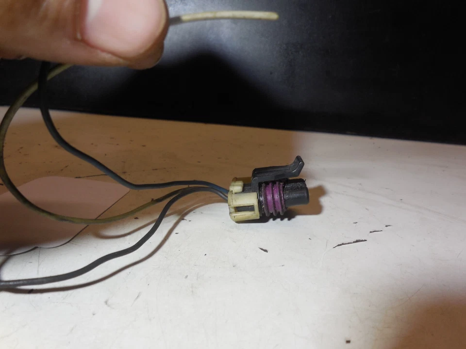 Arnés conector bocina volante 3 cables enchufe coleta 98-02 Saturn SC2 Foto 4 de 4