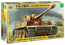 Zvezda 3646 German Heavy Tank early production Tiger I Ausf. E Model Kit 1:35