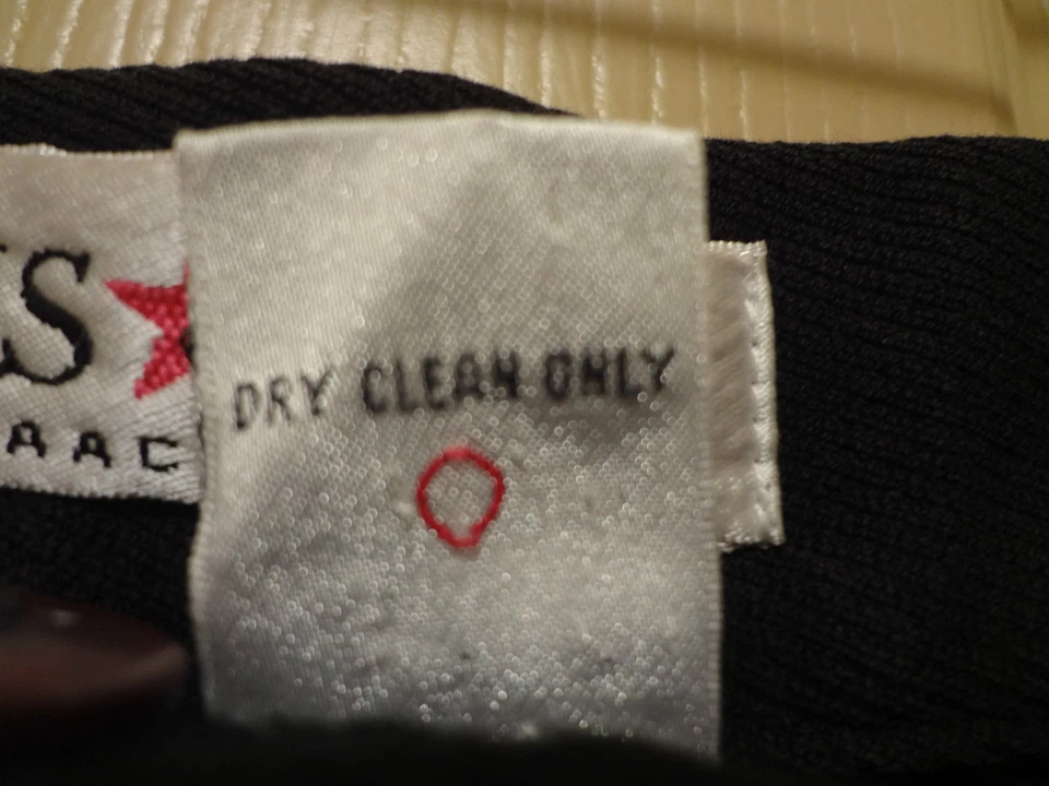 TALLA 4 ISAAC MIZRAHI PARA TARGET MUJER JEANS AJUSTADOS NEGROS, ALGODÓN SPANDEX, GUC Foto 4 de 4