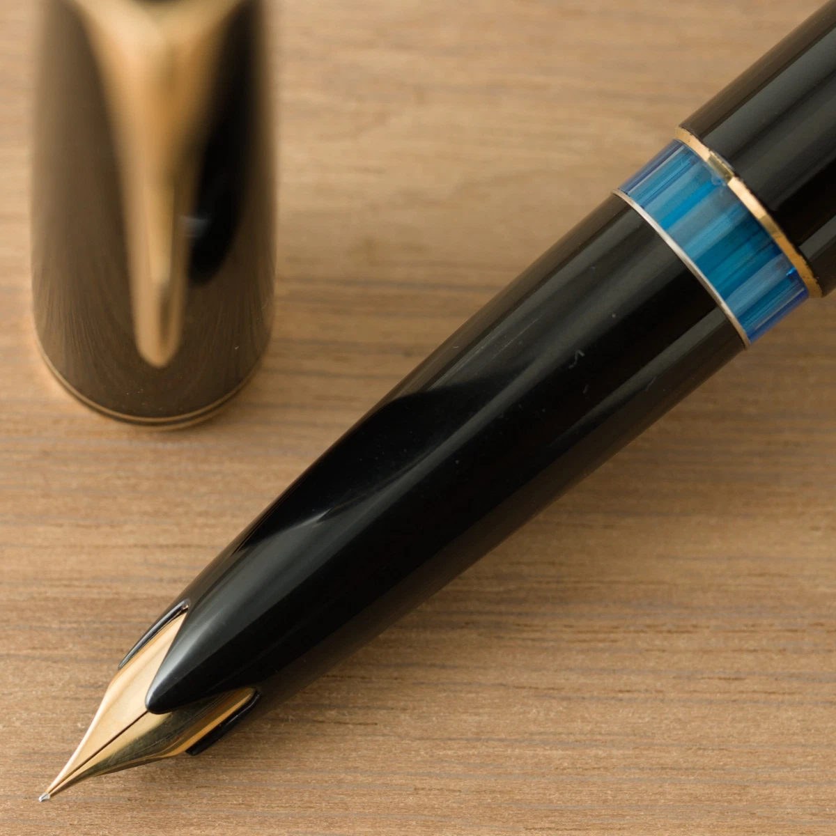Extra Fine (EF) Nib Collectible Montblanc Fountain Pens for sale