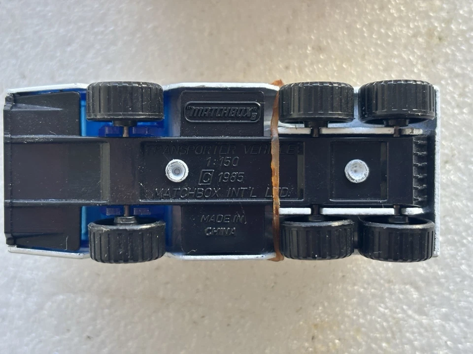 Vintage Matchbox MB 60 Rocket transporter (1989) W/yellow box - Image 4 of 4