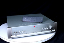 PARASOUND HALO P5 PREAMP  w  DAC/MM-MC-PHONO/SUBWOOFER CROSSOVER