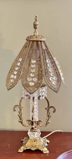 Rare Vintage Hollywood Regency Jeweled Filigree Table Lamp Crystal Prisms 5801