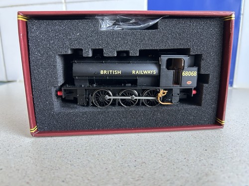 DJ MODELS DJMOOJ94-005 BR SCHWARZ 0-6-0 KLASSE J94 DAMPFLOK 68068 NEUWERTIG VERPACKT | Condition: New