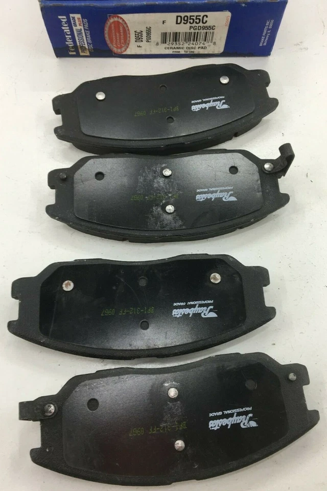 JUEGO PASTILLAS DELANTERAS FRENO DISCO FEDERADO D955C / PGD955C PARA KIA AMANTI 04-06, SORENTO Foto 3 de 4