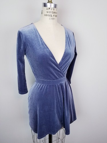 Silence + Noise Blue Green Rich Velvet Romper 3/4 Sleeve * Women's Size Small - Picture 4 of 5