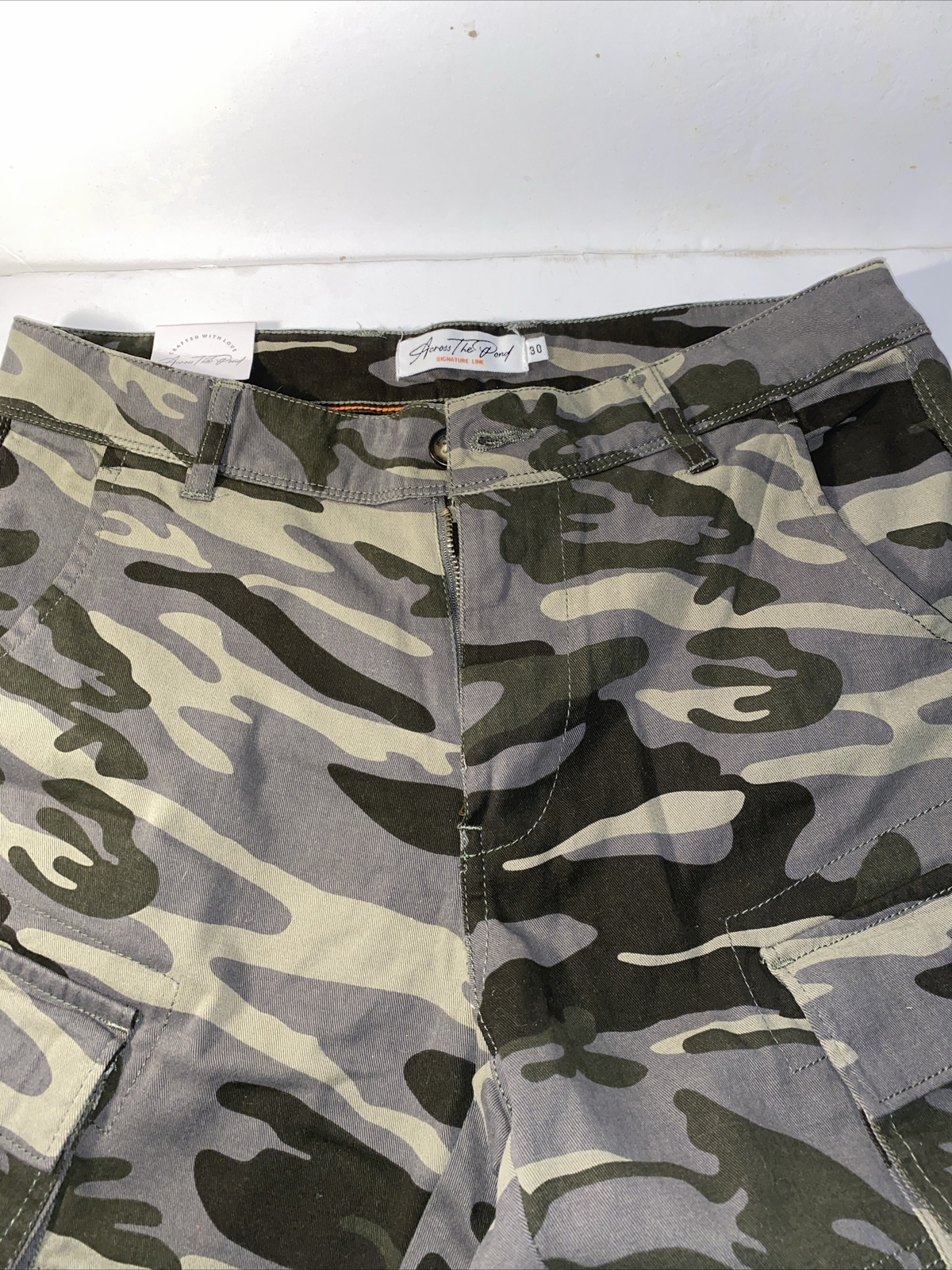 Signature Line Green Camo Cargo Pants Men's 30/32