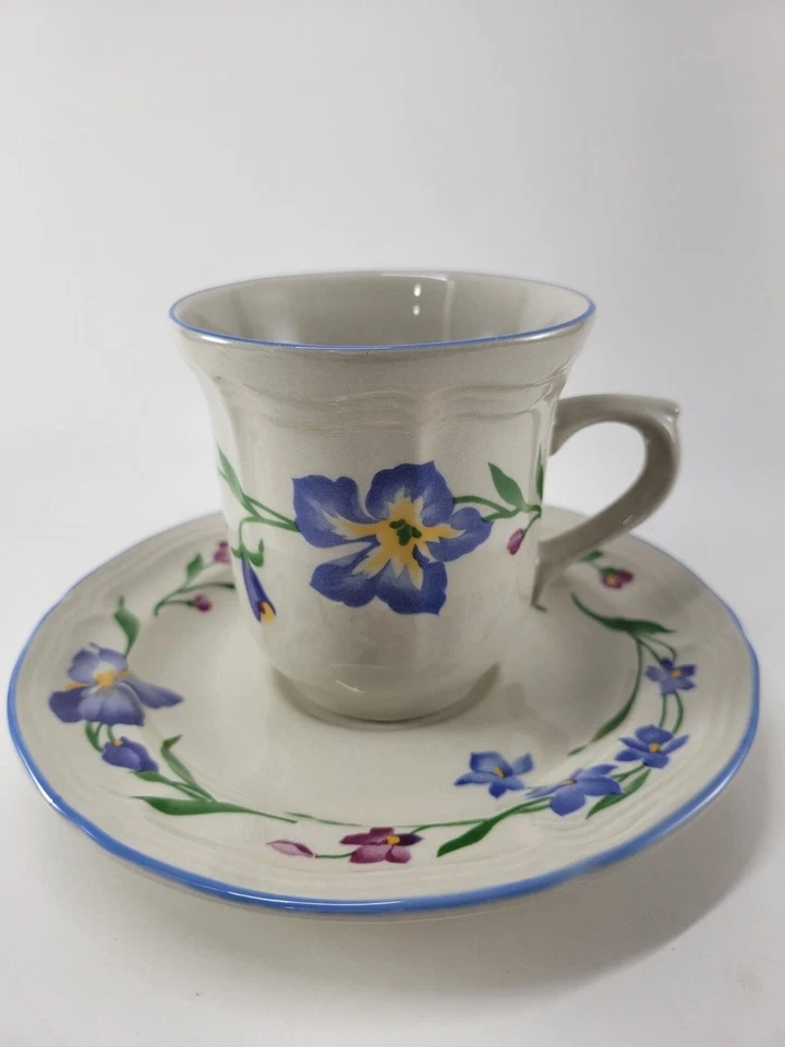 Taza de té y platillo de café Gibson patrón de susurro iris floral repuesto vintage Foto 2 de 4