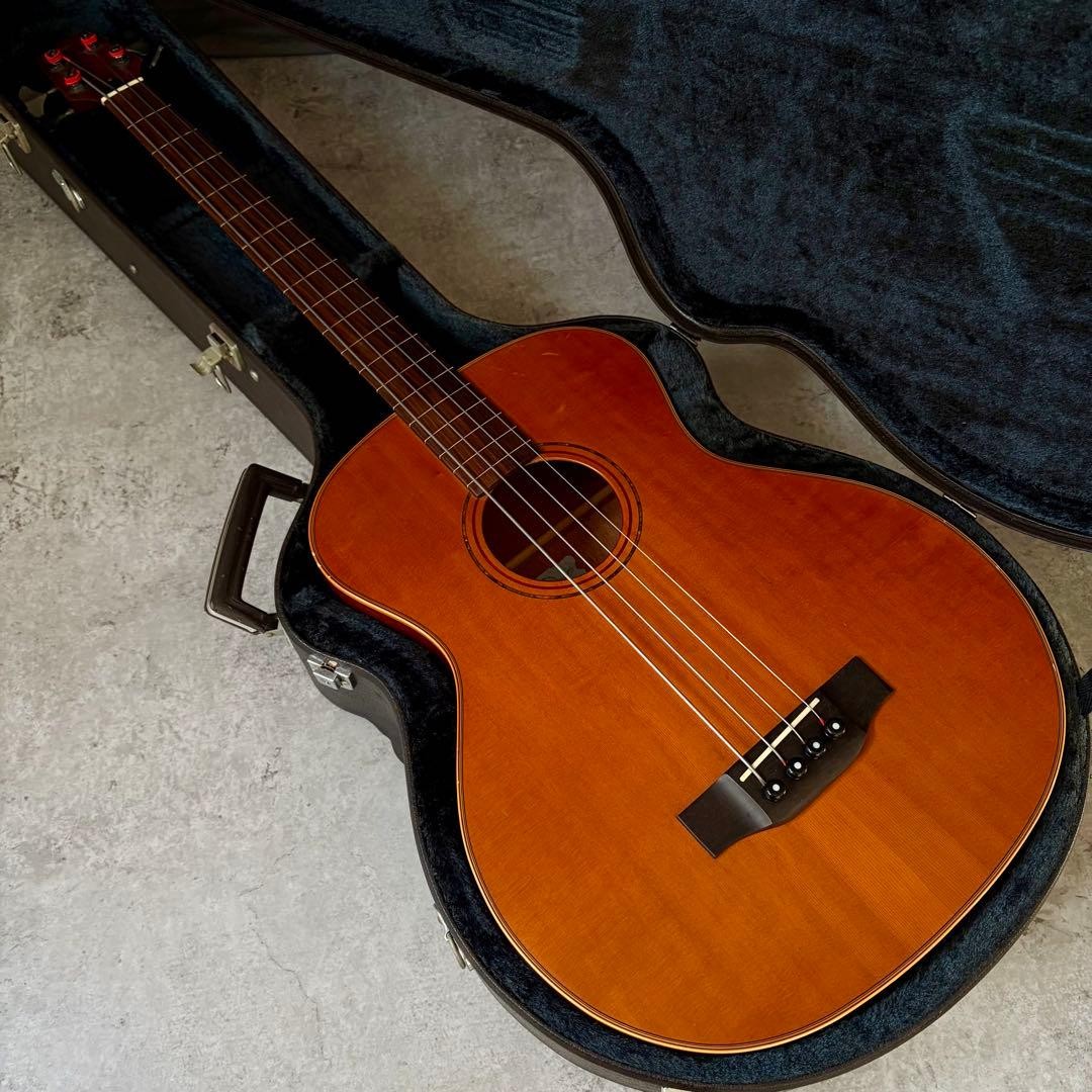 Electric Acoustic Bass Guitar K. Yairi RYB-1000E Fretless Natural