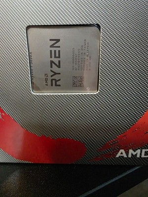 AMD Ryzen 7 3800X Processor (3.9GHz, 8 Cores, Socket AM4) Boxed - include cooler
