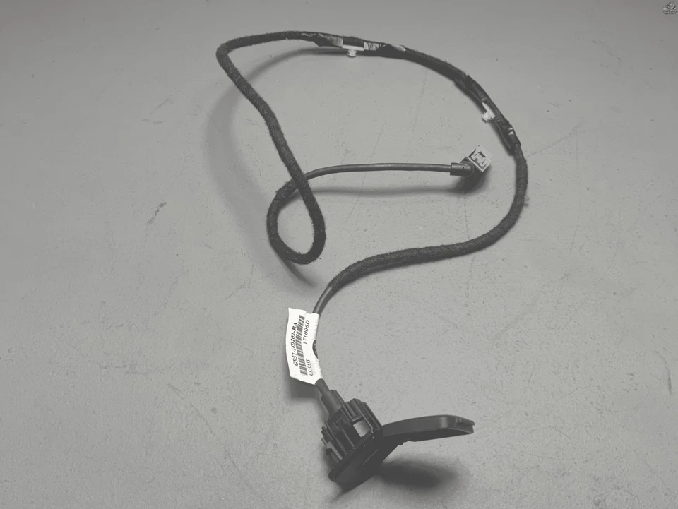 CENTER CONSOLE USB CABLE WIRING HARNESS & PORT OEM 2016-2019 FORD EXPLORER - Image 2 of 4