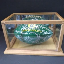 2006 Oregon Ducks Team Signed Football *READ 