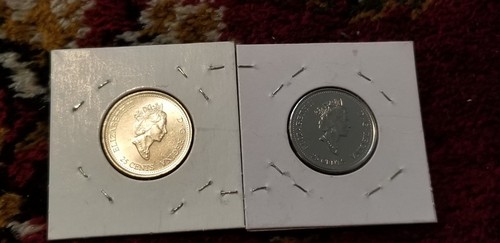 Canada 2000 Millennium 25 Cent Pride Coin Coloured And Non Coloured Variety. - Bild 2 von 2