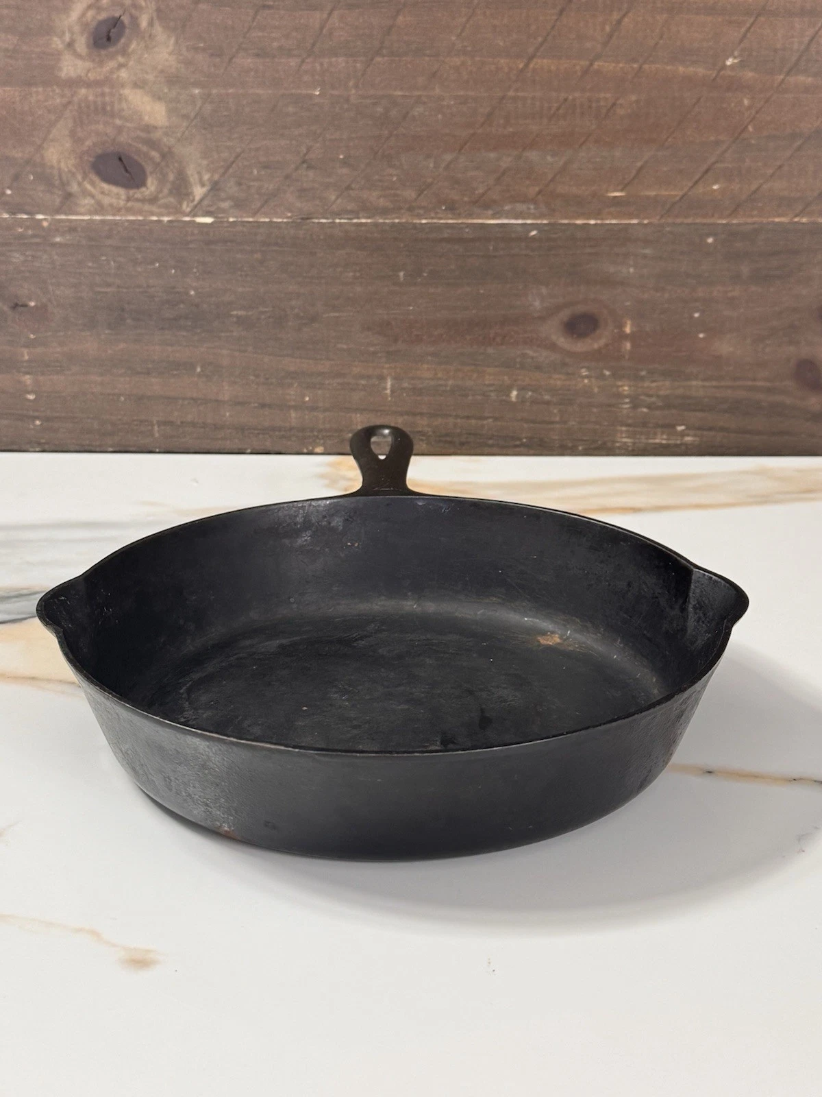 Griswold Large Block Logo #7 Cast Iron Skillet 701 H Erie PA U.S.A.
