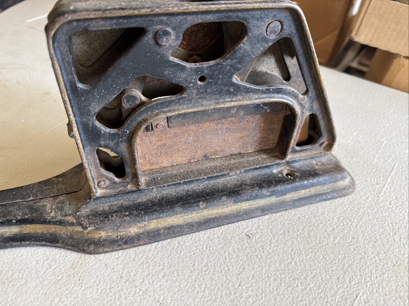 Vintage Antique Cast Iron Metal Hand Crank Tobacco Cigar Cutter Griswold Erie PA