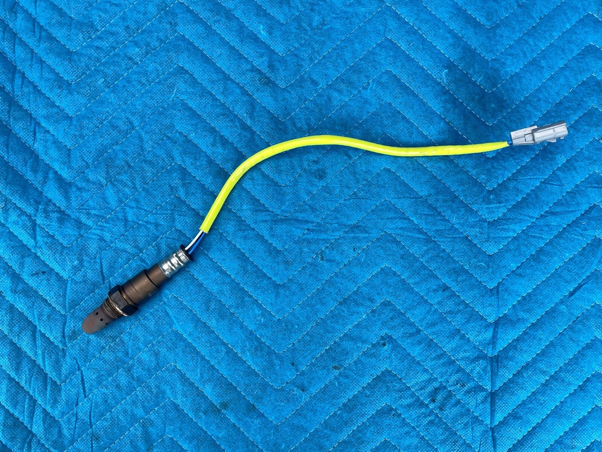 Genuine Infiniti O2 Oxygen Sensor DENSO HMLGT8072R, 216500-7930 