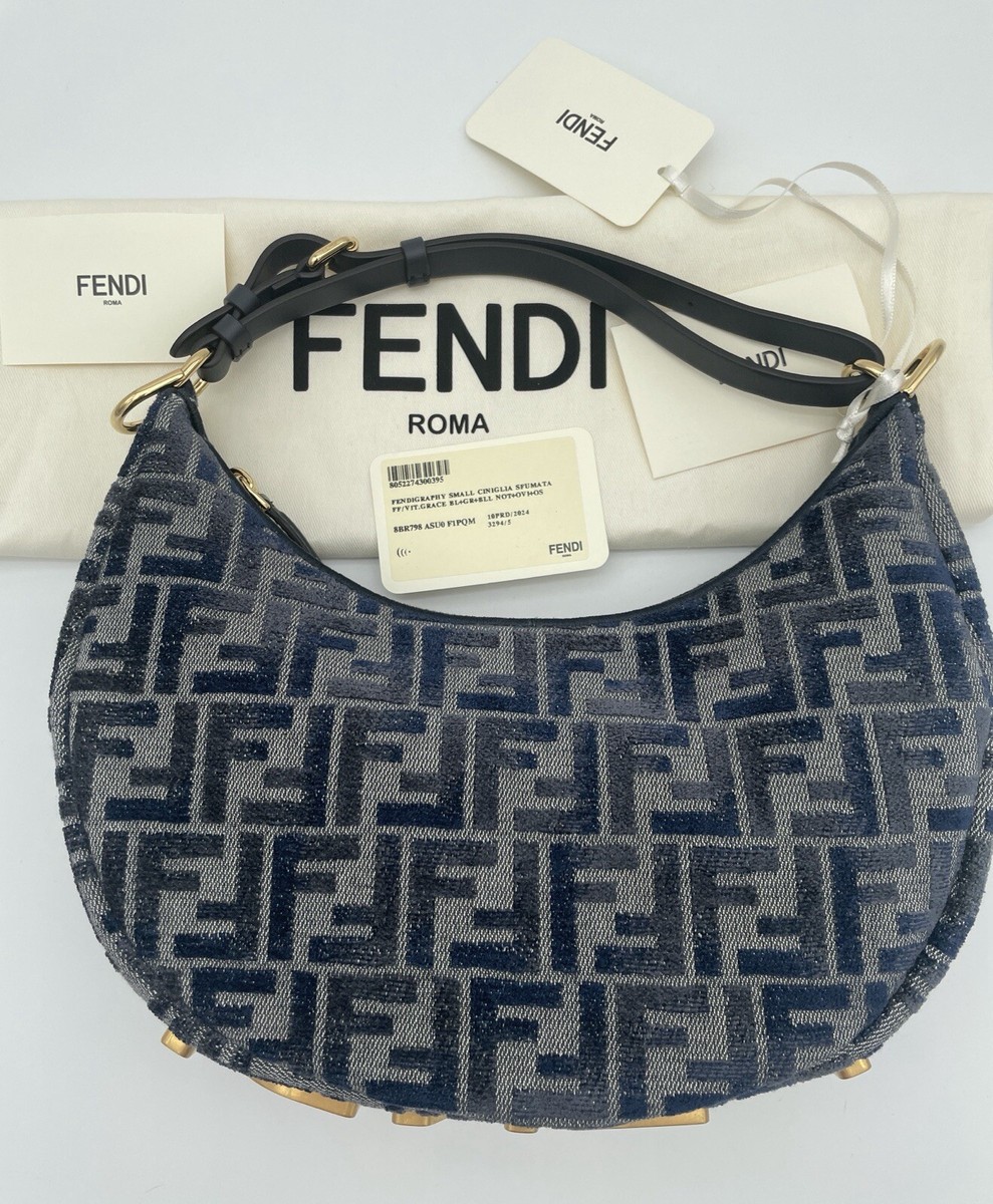 Fendi FFロゴプリント バッグ Fendi FFロゴ織りプリント トートバッグ
