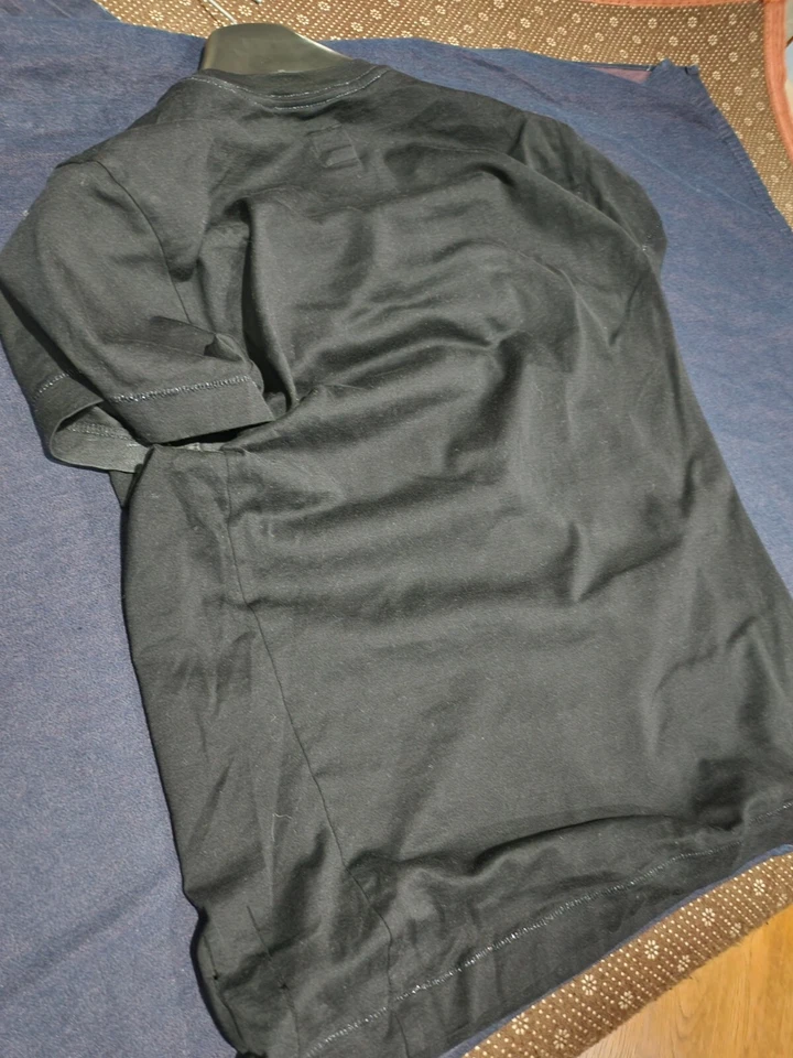 Men Energie Size Medium Slim Black T Shirt Lion Print Unique Made Portugal - Image 4 of 4