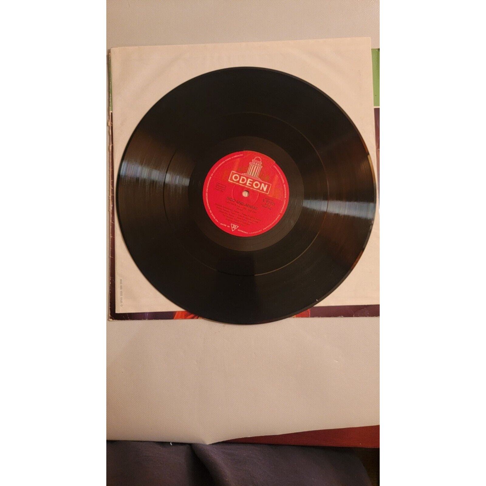 Picture 2 of 4