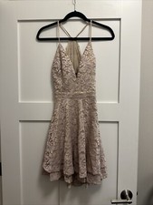 Women's Windsor Glitter Lace Ruffle Dress SZ Medium Champagne Nude Tan