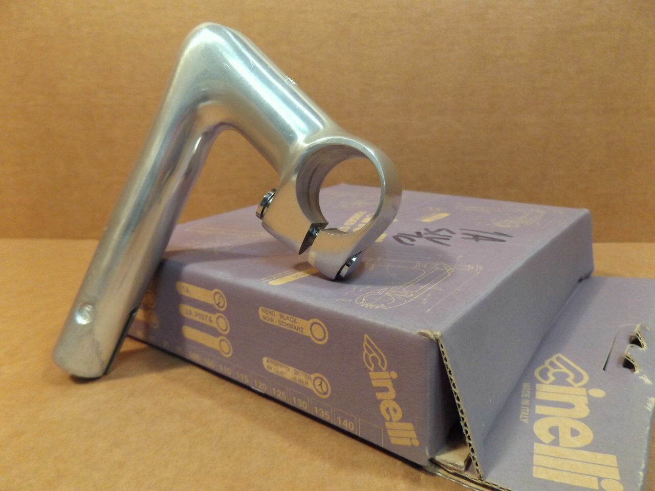 New-Old-Stock Cinelli 1 A or 1A Silber Stem w 26.4 mm clamp (70 mm)...Rare Größe New-Old-Stock Cinelli 1 A or 1A Silber Stem w 26.4 mm clamp (70 mm)...Rare Größe