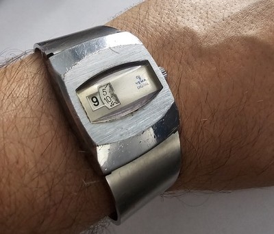  YEMA DIGITAL JUMP HOUR GUICHET DANSA 238 VINTAGE 1970 UHR