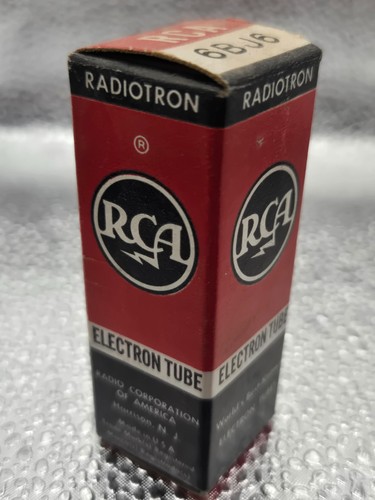 RCA 6BJ6 Radiotron Electron Tube New in Box Old Stock - Picture 2 of 7
