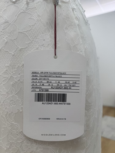 Nicole Milano Aurora Collection White Wedding Dress Size 14 - Picture 6 of 20