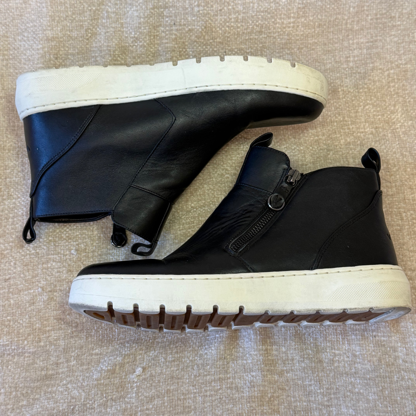 Vionic Black Brinkley Angle Boot With Zipper Wome… - image 4