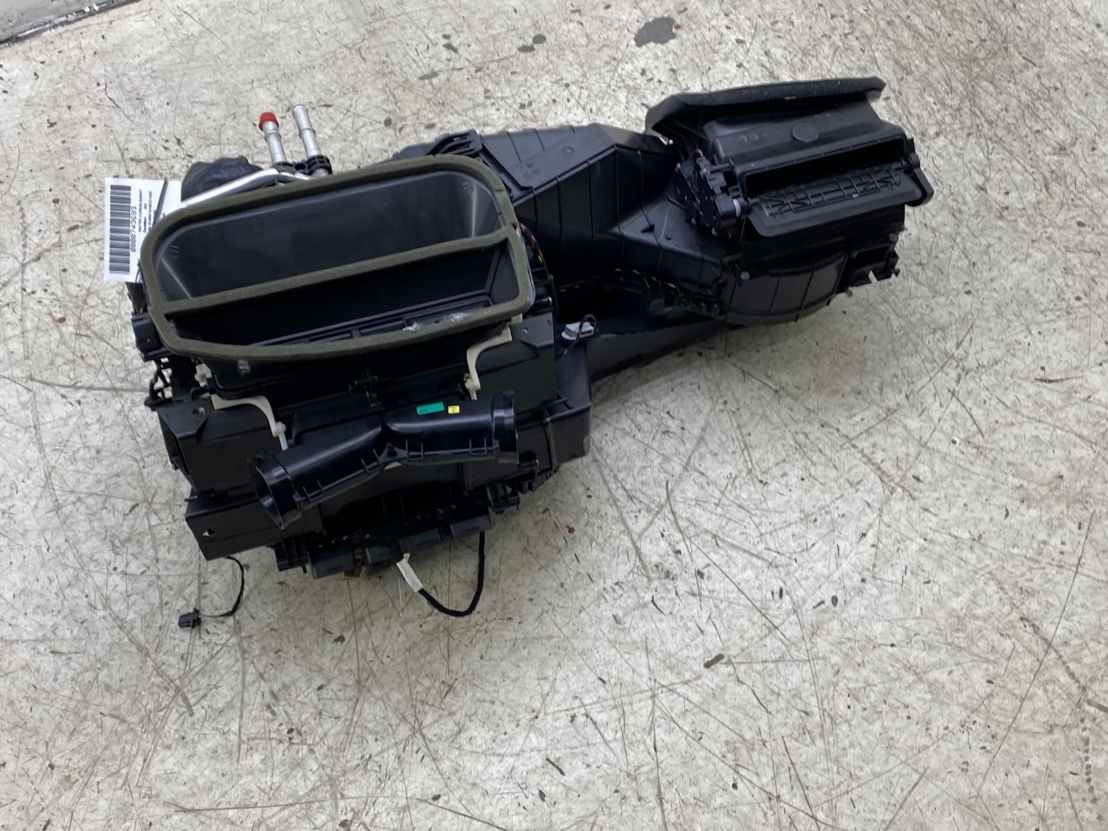 Bentley Mulsanne 2010-2020 Air conditioning unit P/N 3Y1820005B