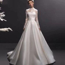 Wedding Dresses Long Sleeve Church Bride Dress Appliques Lace Button Bridal Gown