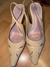 NIB Ann Taylor size 8 natural tan suede squar...