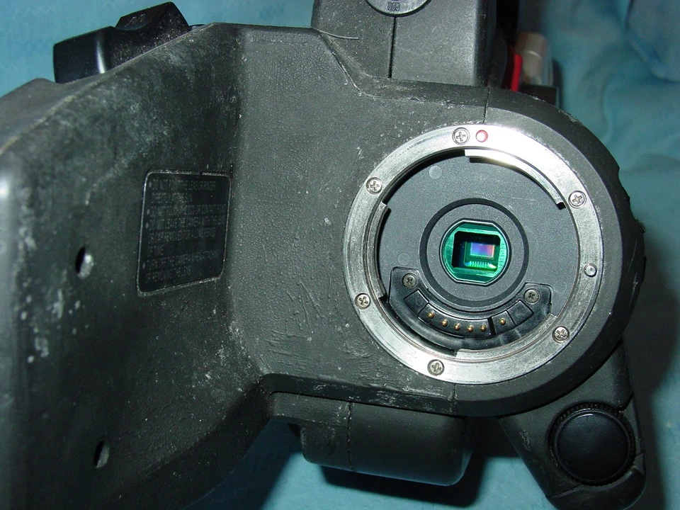 CANON DM XL-1 Video Camara per hobbisti!!! - Immagine 3 di 4